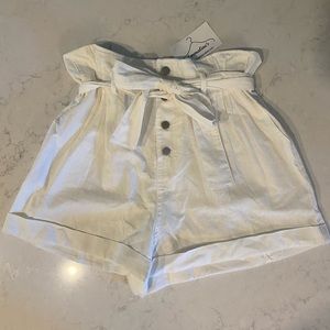 White Paper Bag Tie Shorts NWT size L